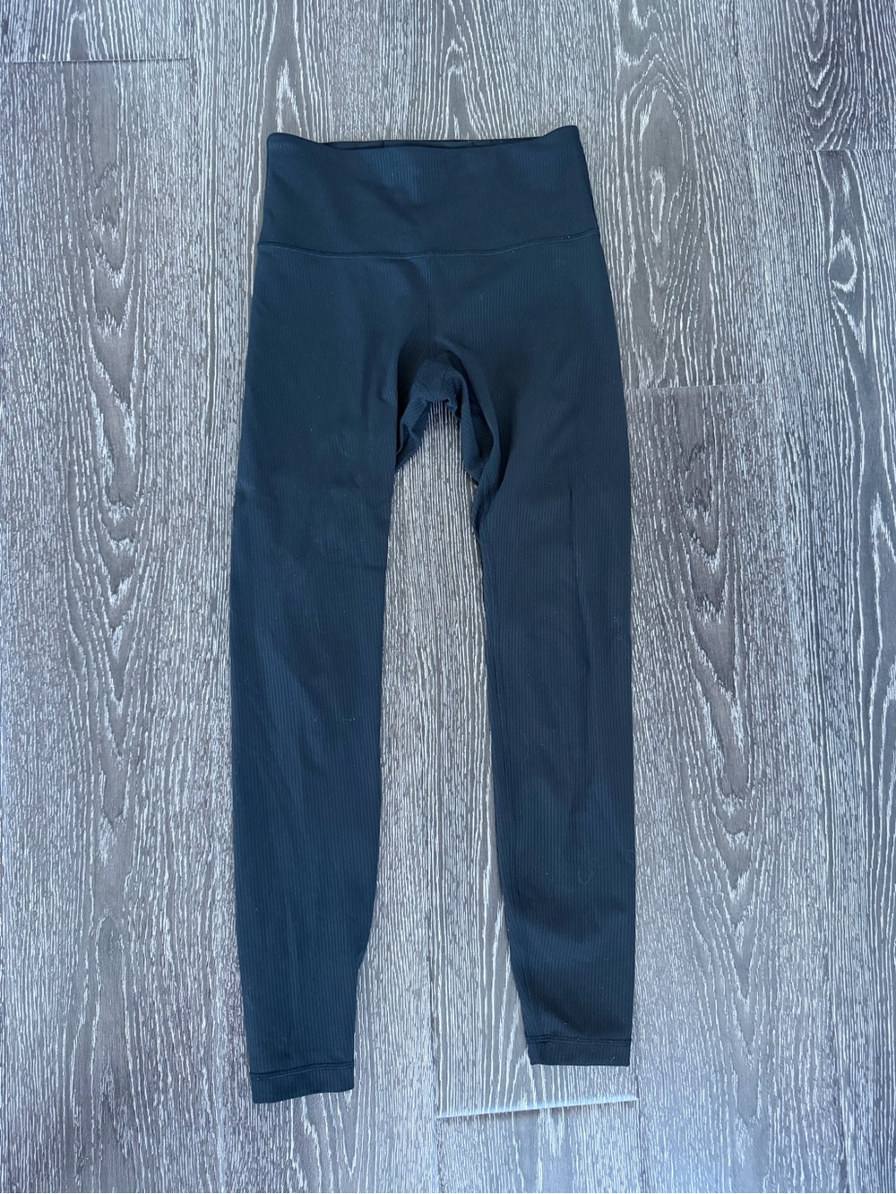 lululemon athletica Black Ribbed Wunder Train Leggings Size 6